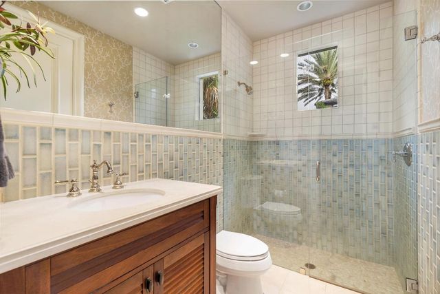 135 W Bears Club Drive, Jupiter, FL 33477