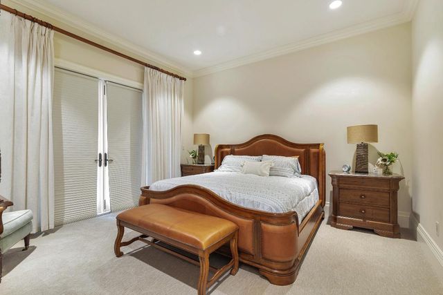 135 W Bears Club Drive, Jupiter, FL 33477