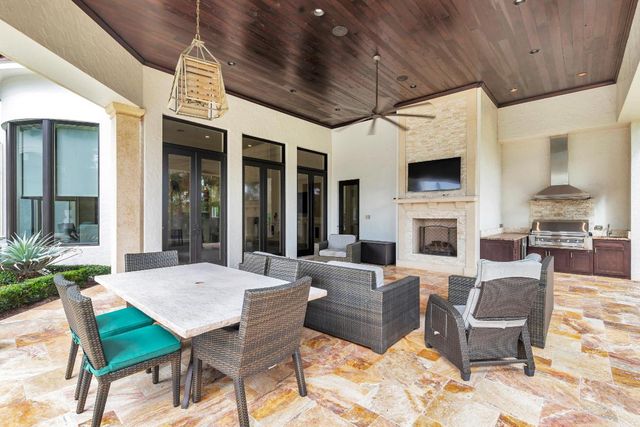 135 W Bears Club Drive, Jupiter, FL 33477