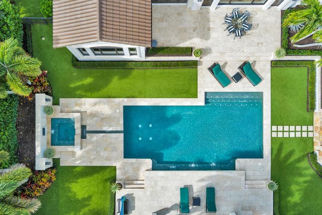 135 W Bears Club Drive, Jupiter, FL 33477