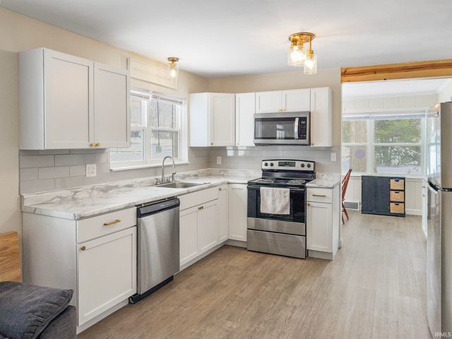 13620 Darmstadt Road, Evansville, IN 47725