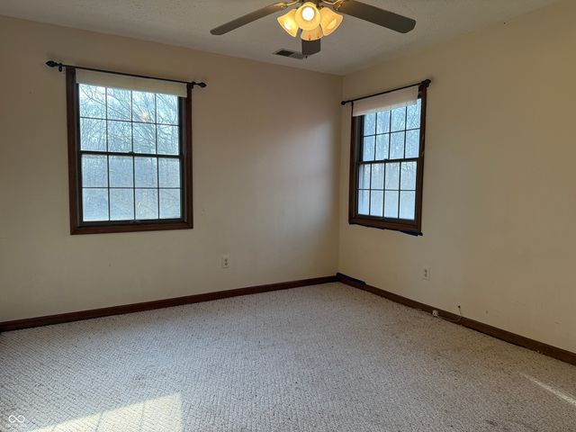 613 N Shady Lane, North Vernon, IN 47265