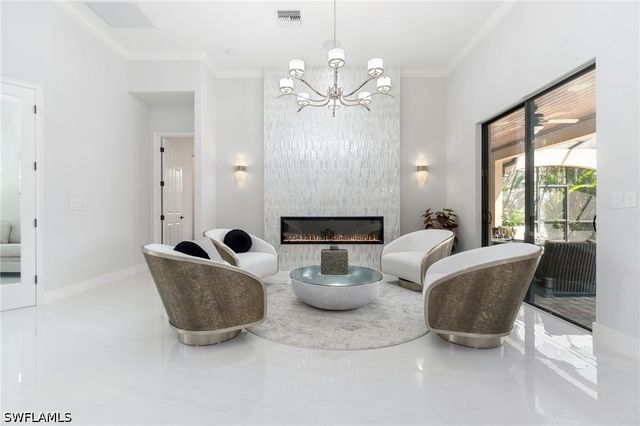 3440 Runaway LN, Naples, FL 34114