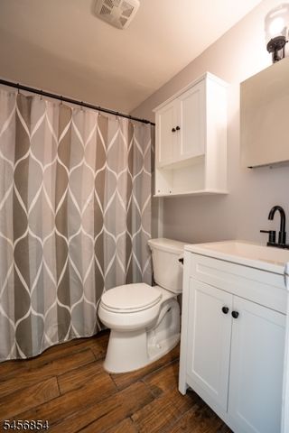 366 Trenton Ave 2E, Paterson City, NJ 07503