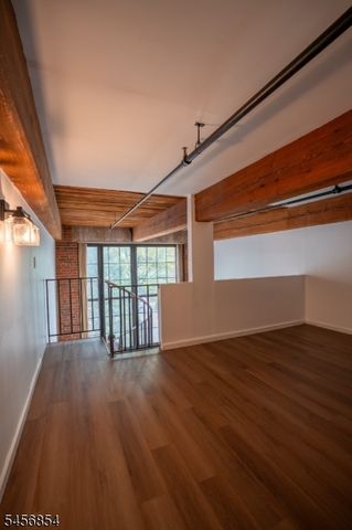 366 Trenton Ave 2E, Paterson City, NJ 07503