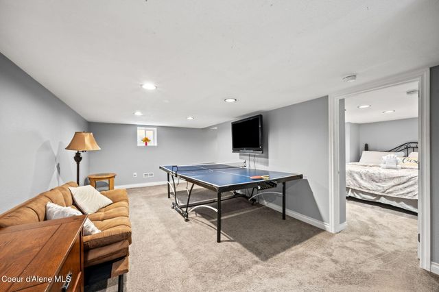 1219 E FRONT AVE, Coeur D'alene, ID 83814
