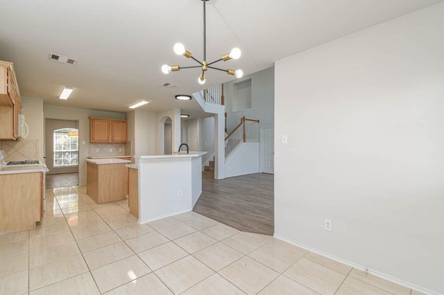 7206 Avon Park Lane, Houston, TX 77083
