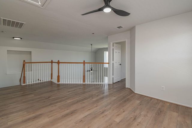 7206 Avon Park Lane, Houston, TX 77083