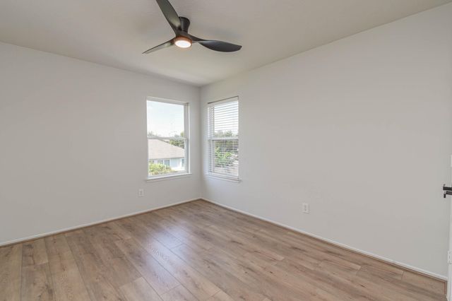 7206 Avon Park Lane, Houston, TX 77083