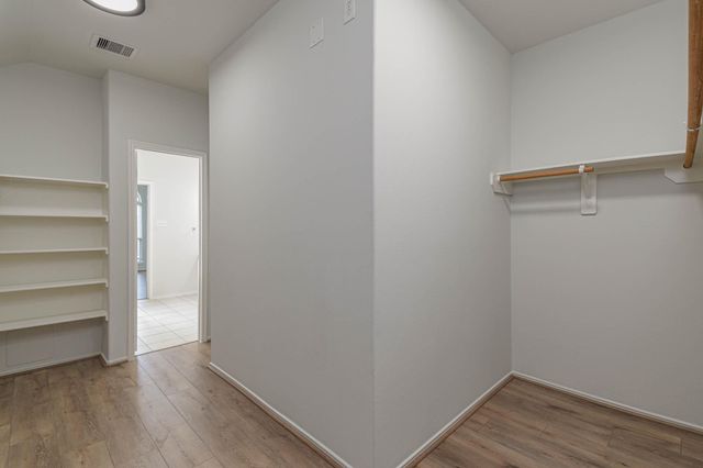 7206 Avon Park Lane, Houston, TX 77083
