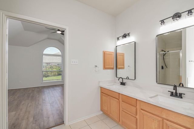 7206 Avon Park Lane, Houston, TX 77083