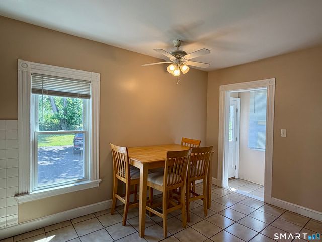 11 Hine Street, West Haven, CT 06516