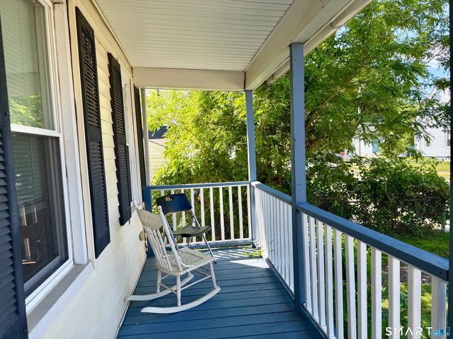 11 Hine Street, West Haven, CT 06516