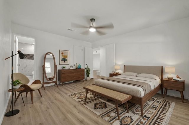 2032 Ash Hill Road, Carrollton, TX 75007