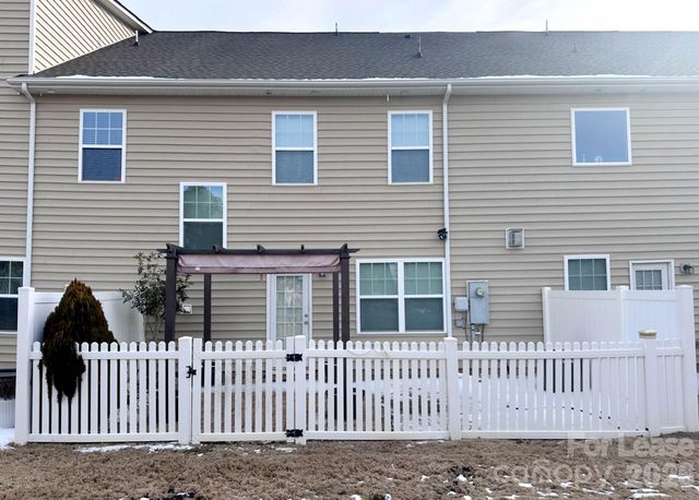 116 Dellbrook Street B, Mooresville, NC 28117