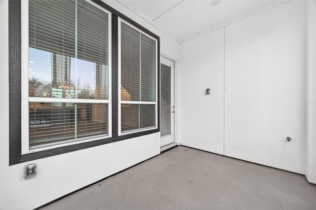 2712 Grand Fountains Drive H, Houston, TX 77054