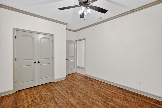 4008 High Creek Court, College Station, TX 77845