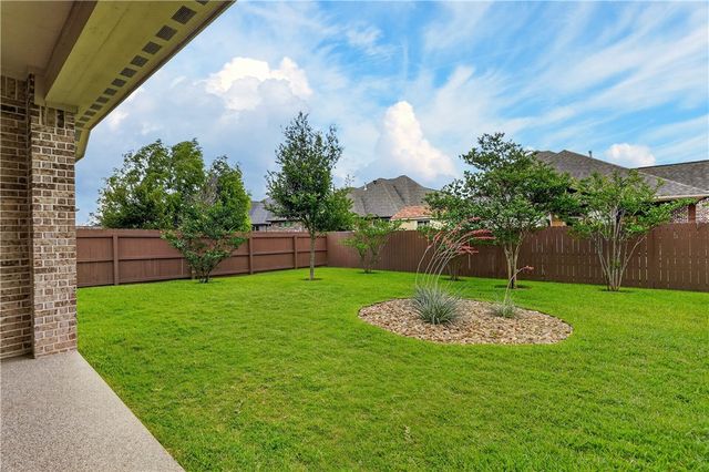 4008 High Creek Court, College Station, TX 77845