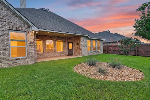 4008 High Creek Court, College Station, TX 77845