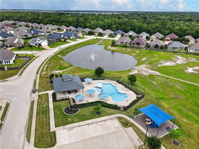 4008 High Creek Court, College Station, TX 77845
