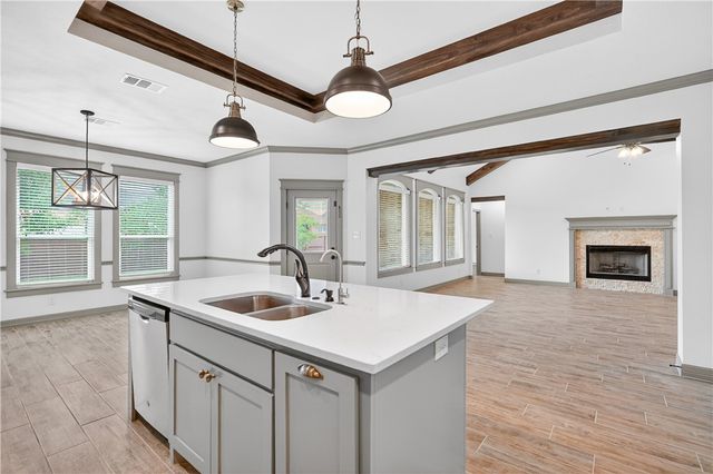4008 High Creek Court, College Station, TX 77845
