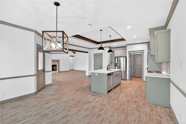 4008 High Creek Court, College Station, TX 77845