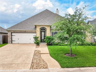 4008 High Creek Court, College Station, TX 77845
