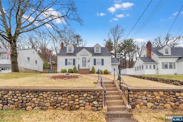 154 Watchung Drive, Hawthorne, NJ 07506