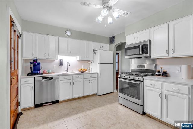 154 Watchung Drive, Hawthorne, NJ 07506