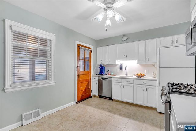 154 Watchung Drive, Hawthorne, NJ 07506