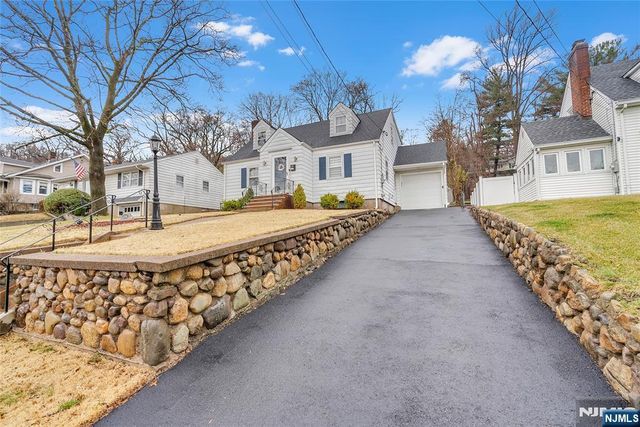 154 Watchung Drive, Hawthorne, NJ 07506