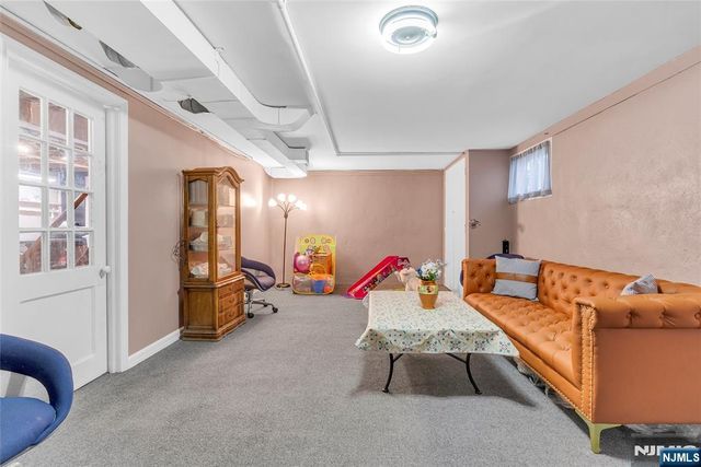 154 Watchung Drive, Hawthorne, NJ 07506