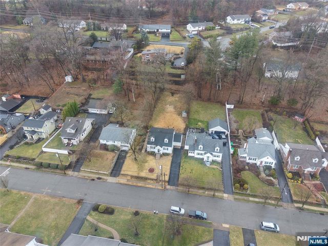 154 Watchung Drive, Hawthorne, NJ 07506