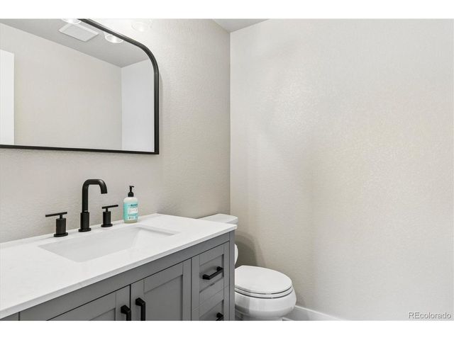 11585 Tyrolite Ln, Parker, CO 80138