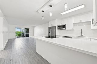 222 N Federal Highway 115, Deerfield Beach, FL 33441