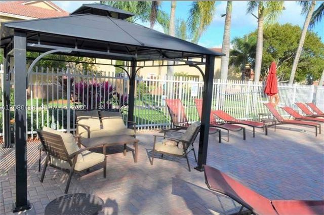 3790 San Simeon Cir 1, Weston, FL 33331