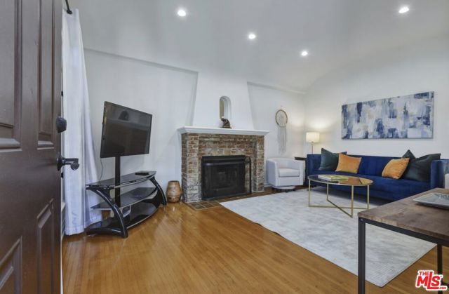 8704 Ashcroft Avenue, West Hollywood, CA 90048