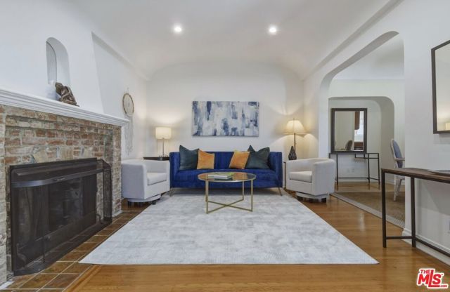 8704 Ashcroft Avenue, West Hollywood, CA 90048