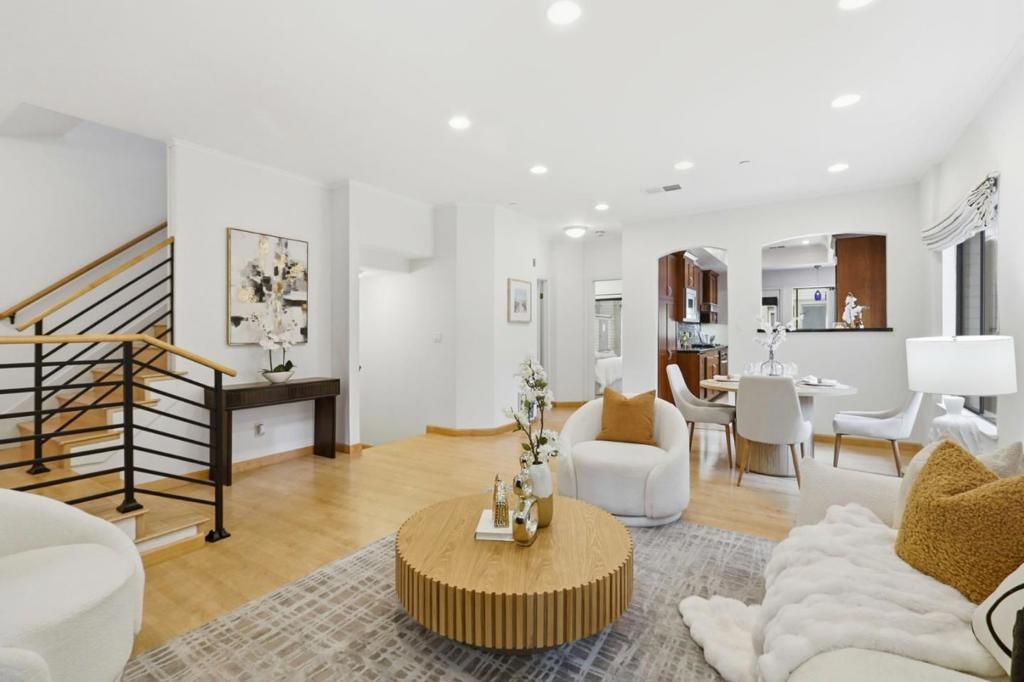 926 La Mesa Terrace A, Sunnyvale, CA 94086