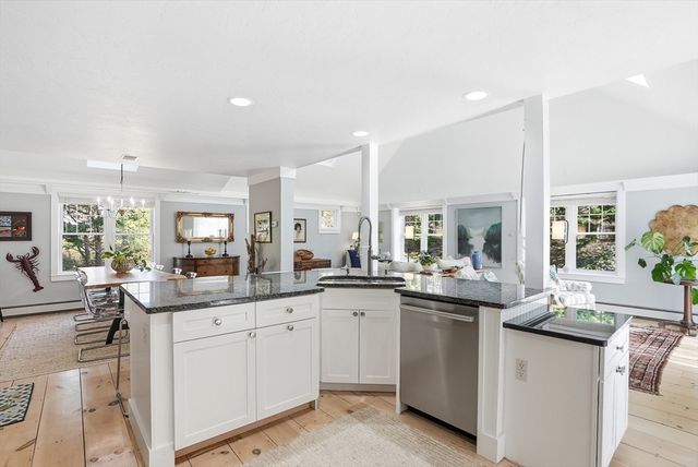 53 Pawtuxet Road, Plymouth, MA 02360