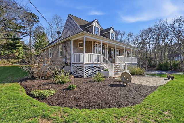 53 Pawtuxet Road, Plymouth, MA 02360