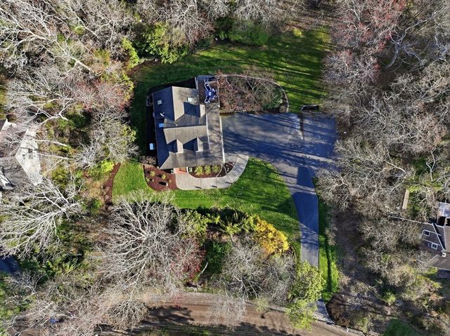 53 Pawtuxet Road, Plymouth, MA 02360