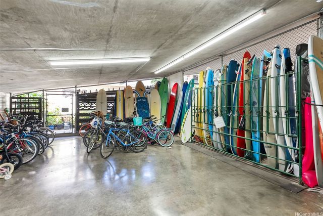 2421 Tusitala Street 803, Honolulu, HI 96815