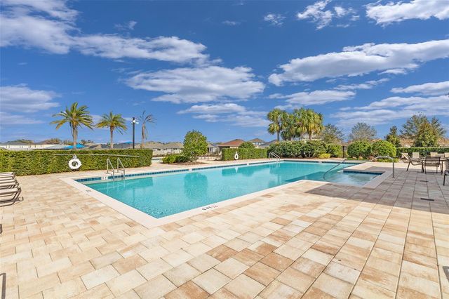 213 LAKE LUCERNE WAY, Winter Haven, FL 33881