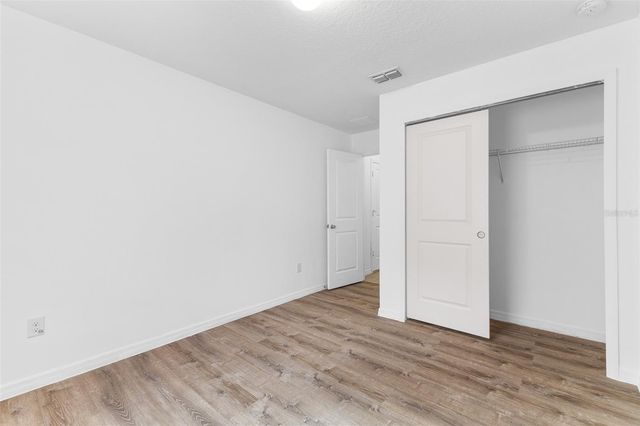 213 LAKE LUCERNE WAY, Winter Haven, FL 33881