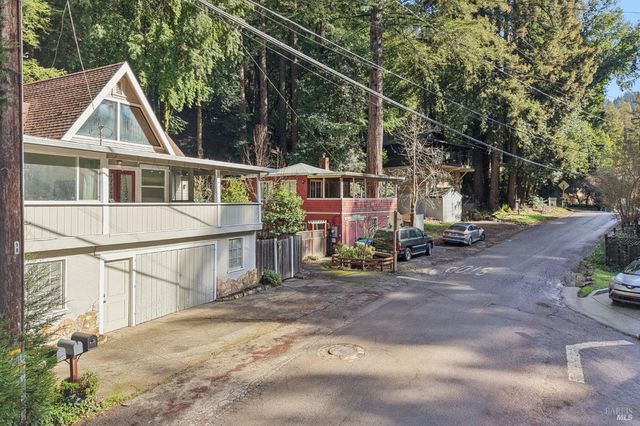 14229 Old Cazadero Rd, Guerneville, CA 95446
