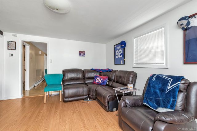 201 Montauk Street, Valley Stream, NY 11580