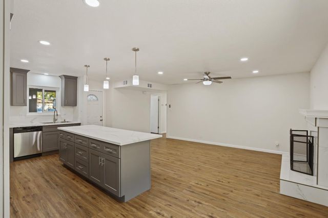 1828 Celeste, Modesto, CA 95355