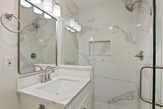 1828 Celeste, Modesto, CA 95355