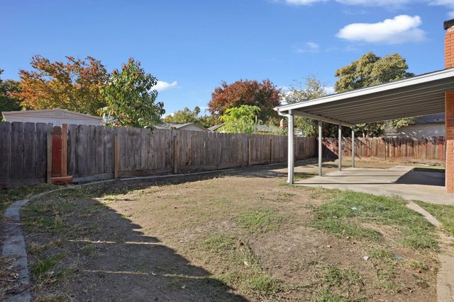 1828 Celeste, Modesto, CA 95355